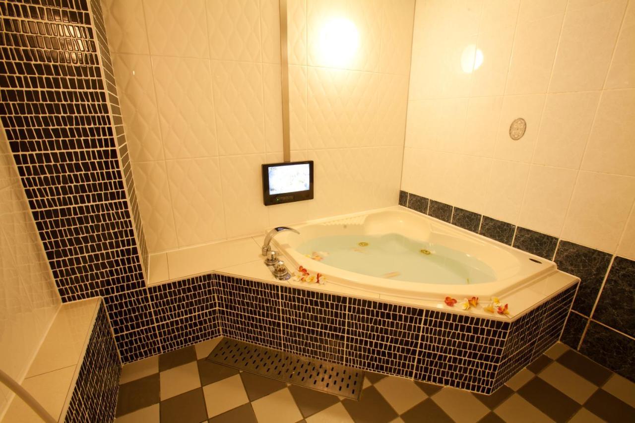 Hotel Luna (Adults Only) Токио Экстерьер фото
