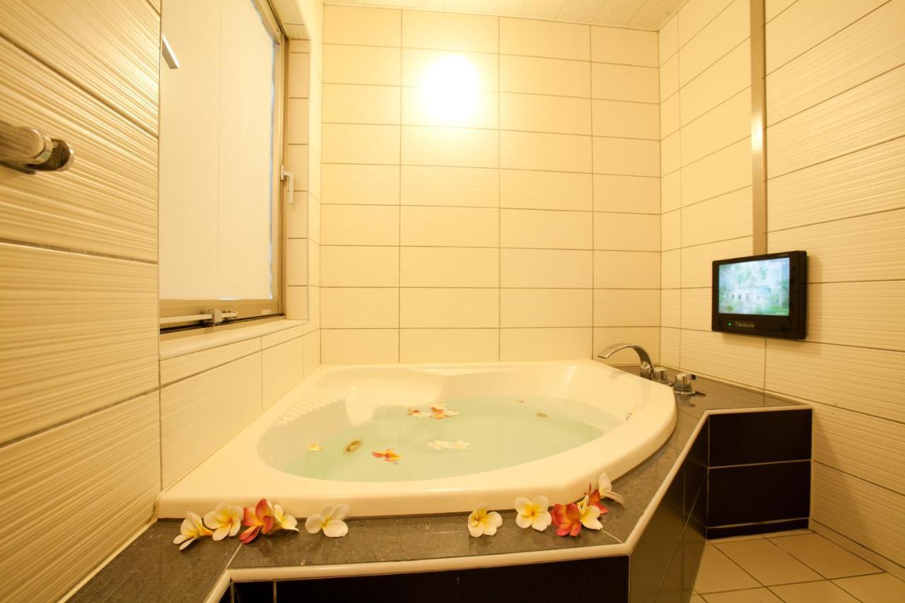 Hotel Luna (Adults Only) Токио Экстерьер фото
